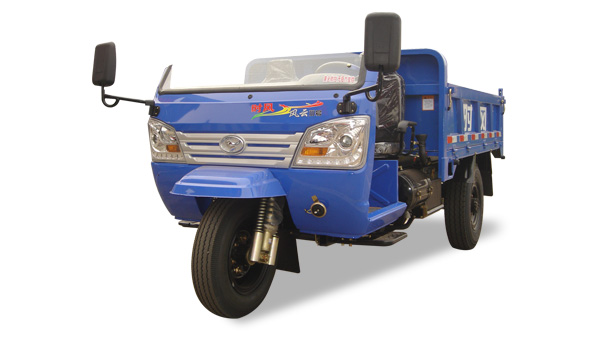 半封三輪汽車